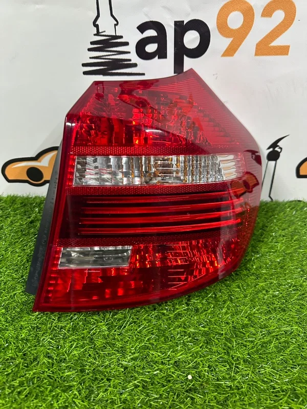 Стоп-сигнал правый BMW 1-series E87 N45B16A 2011 - миниатюра 2