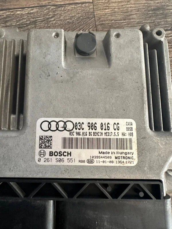 Блок управления двигателем Audi A1 8X CAXA 1.4 - миниатюра 3