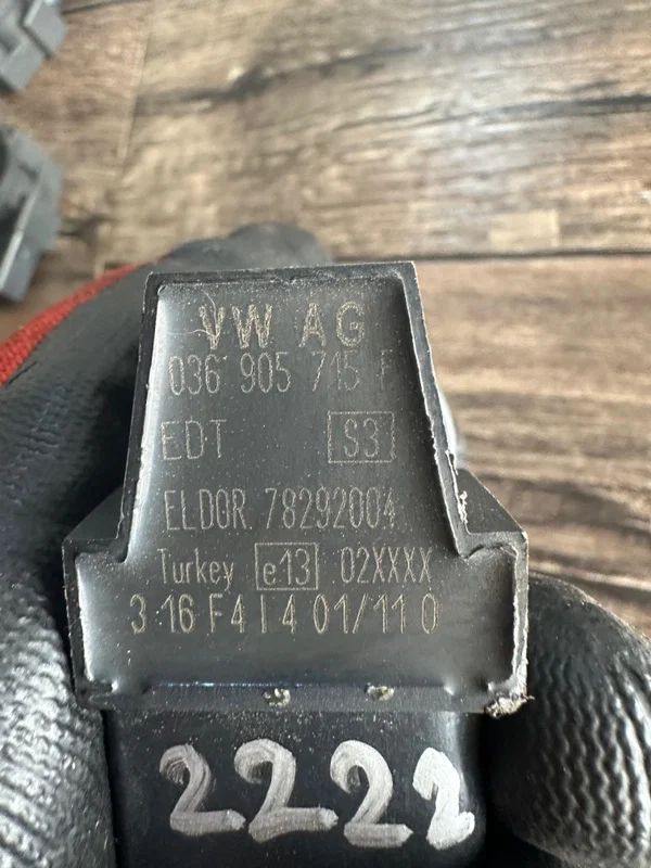 Катушка зажигания Audi A1 8X CAXA 1.4 2011 - миниатюра 4