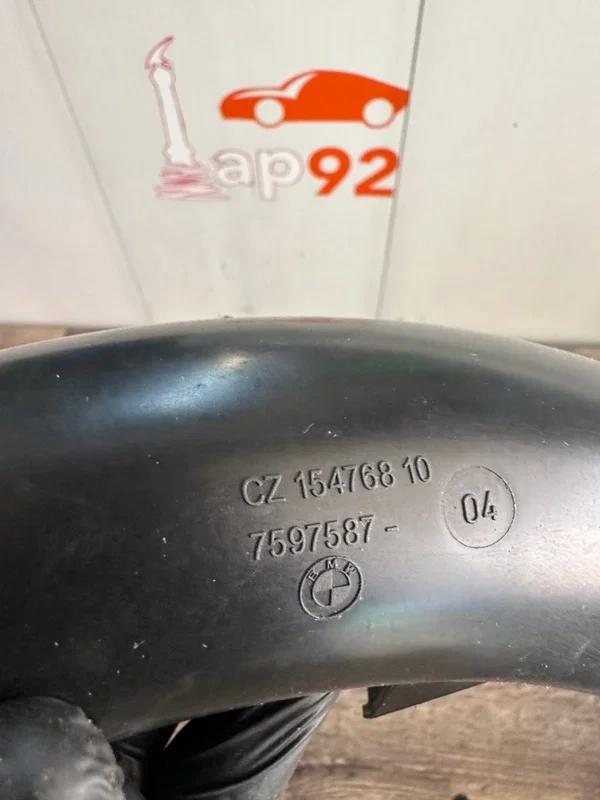 Патрубок впускной системы BMW 1-series F20 N13B16A - миниатюра 6