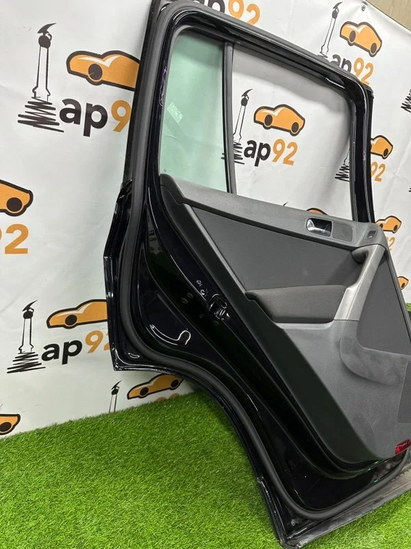 Дверь боковая задняя левая Volkswagen Tiguan 5N1 - миниатюра 8