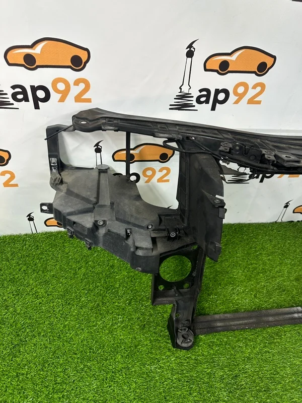 Рамка радиатора Audi A8 D3 BVJ 2006 - миниатюра 2
