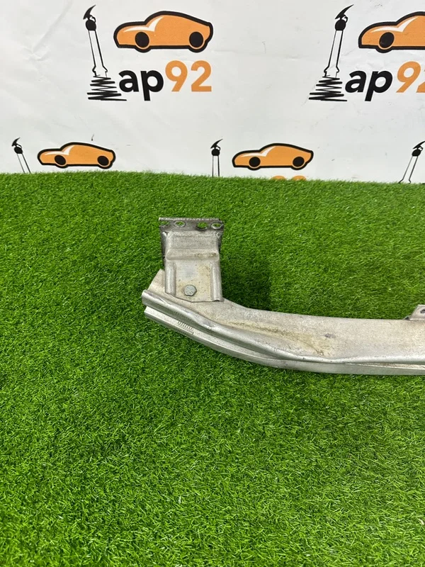 Усилитель бампера передний Audi A8 D3 BVJ 2006 - миниатюра 8