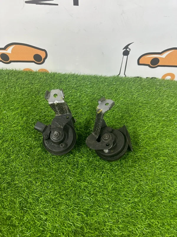 Звуковой сигнал Volkswagen Golf MK6 2012 - миниатюра 3