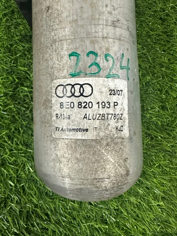 Осушитель кондиционера Audi A4 B7 2008 - миниатюра 5