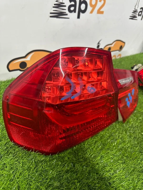 Компелкт задних фонарей рестайлинг BMW 3-series - миниатюра 3