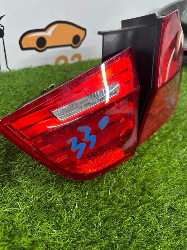 Компелкт задних фонарей рестайлинг BMW 3-series - миниатюра 6