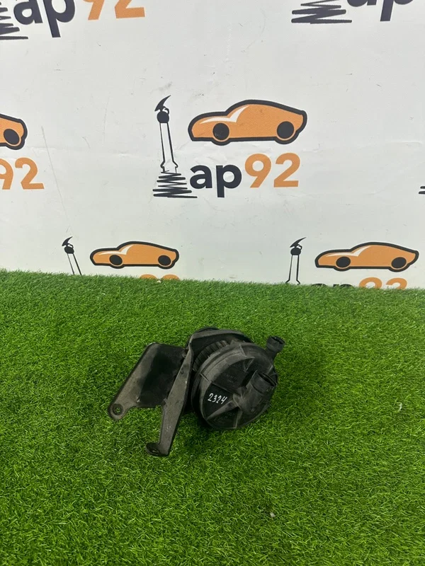 Насос продувки катализатора Audi A4 B7 2008 - изображение 1