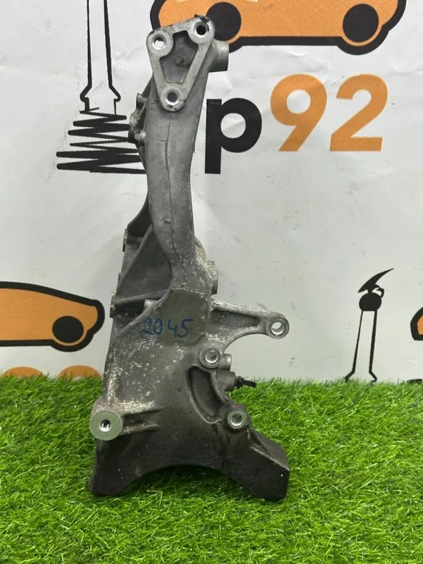 Кронштейн генератора Audi A4 B7 BFB 2007 - миниатюра 2