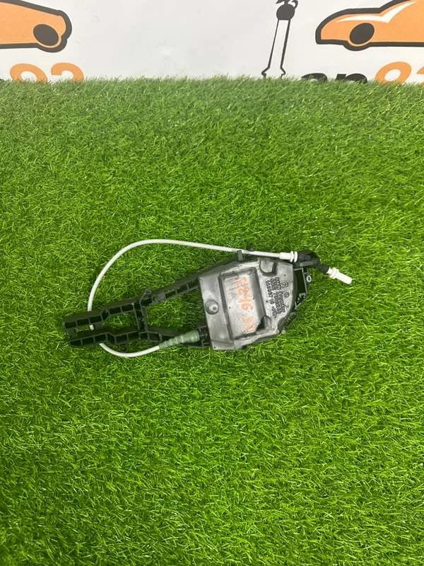 Кронштейн ручки двери задний правый BMW 3-series - миниатюра 2