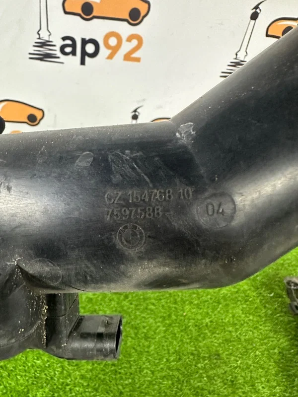 Патрубок интеркулера BMW 1-series F20 N13B16A 122 - миниатюра 6