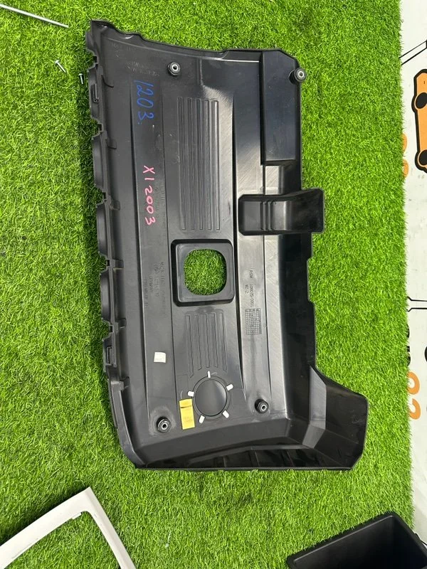 Декоративная крышка двигателя BMW X1 E84 N52B30A - миниатюра 6
