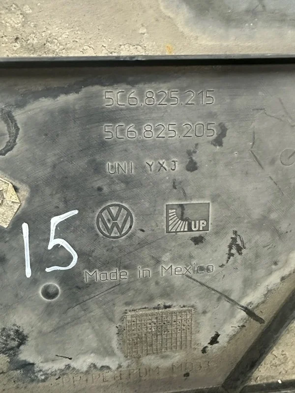 Облицовка днища Volkswagen Jetta MK 6 CAXA 1.4 - миниатюра 9