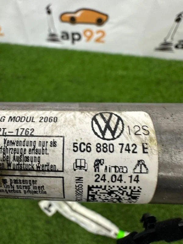 Подушка безопасности боковая правая Volkswagen - миниатюра 6