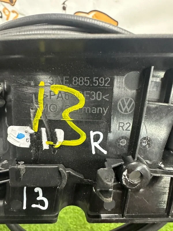 Ручка регулировки спинки сиденья правая Volkswagen - миниатюра 6