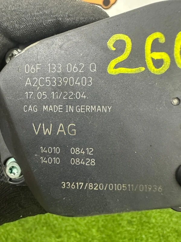 Дроссельная заслонка Audi A4 8K CDNB 2011 - миниатюра 7
