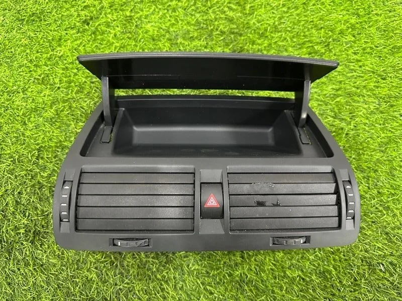 Бардачок Skoda Octavia RS A5 CCZA 2010 - миниатюра 9