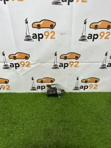 Стартер Audi A5 8T CDNC 2012