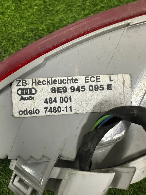Стоп-сигнал левый Audi A4 B7 BFB 2008 - миниатюра 10