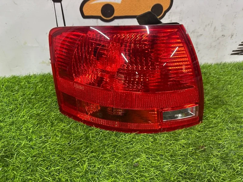 Стоп-сигнал левый Audi A4 B7 BFB 2008 - миниатюра 2