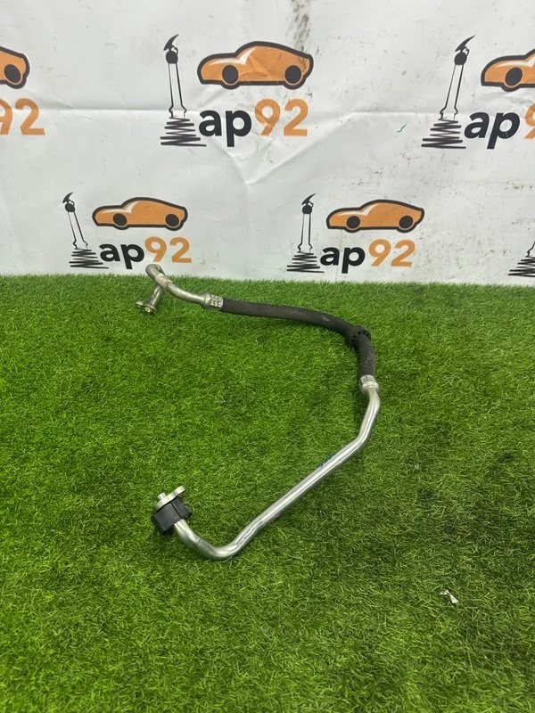 Трубка кондиционера VOLVO c30 B4204S3 2012 - изображение 1
