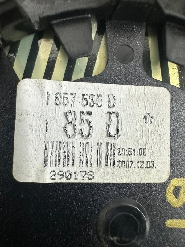 Зеркальный элемент левый Audi A4 B7 BFB 2008 - миниатюра 8