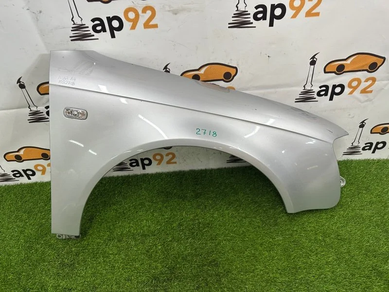 Крыло переднее правое Audi A4 B7 BFB 2008 - миниатюра 2