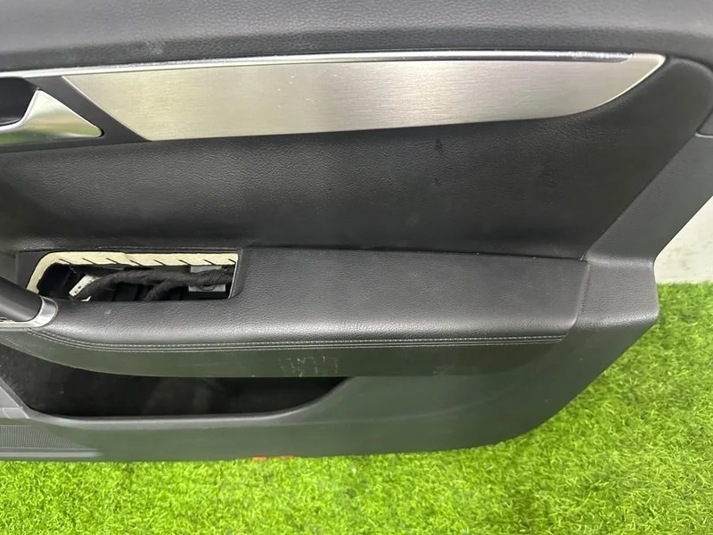 Накладка двери передняя правая Volkswagen Passat - миниатюра 6