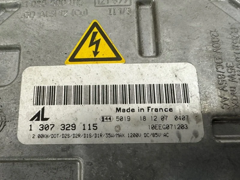 Фара ксеноновая правая Audi A4 B7 BFB 2008 - миниатюра 7