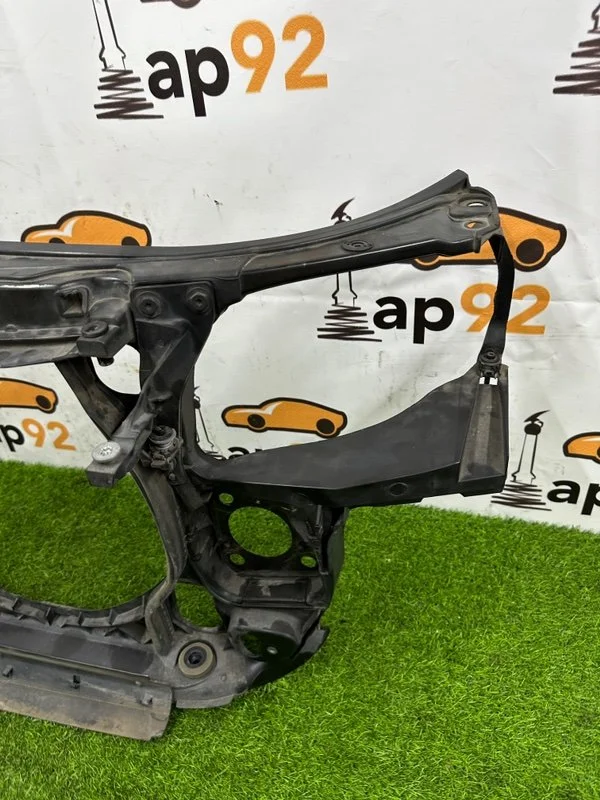 Рамка радиатора Audi A4 B7 BFB 2008 - миниатюра 5