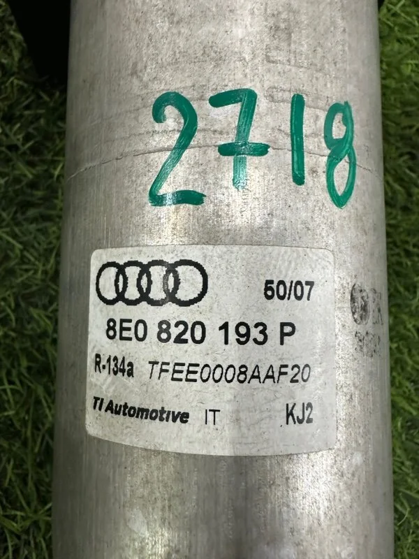 Осушитель кондиционера Audi A4 B7 BFB 2008 - миниатюра 5