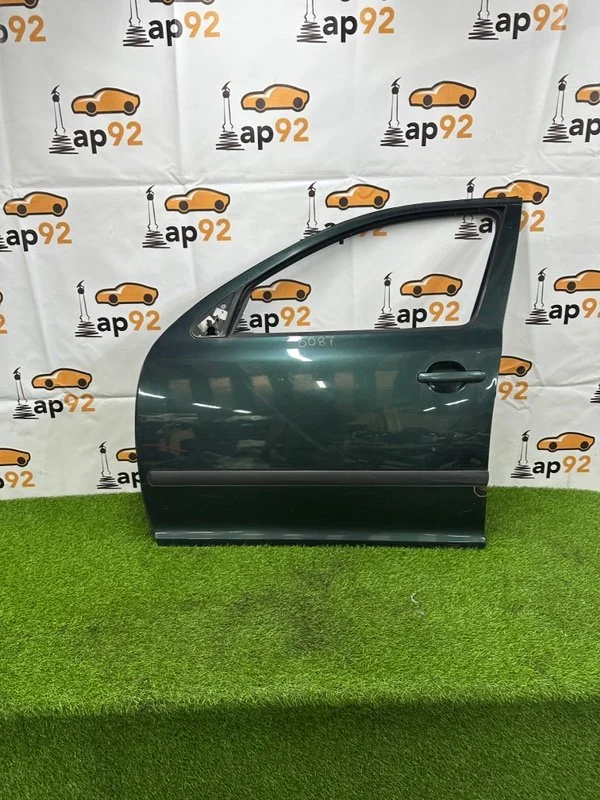 Дверь боковая передняя левая Skoda Octavia A5 BKD - изображение 1