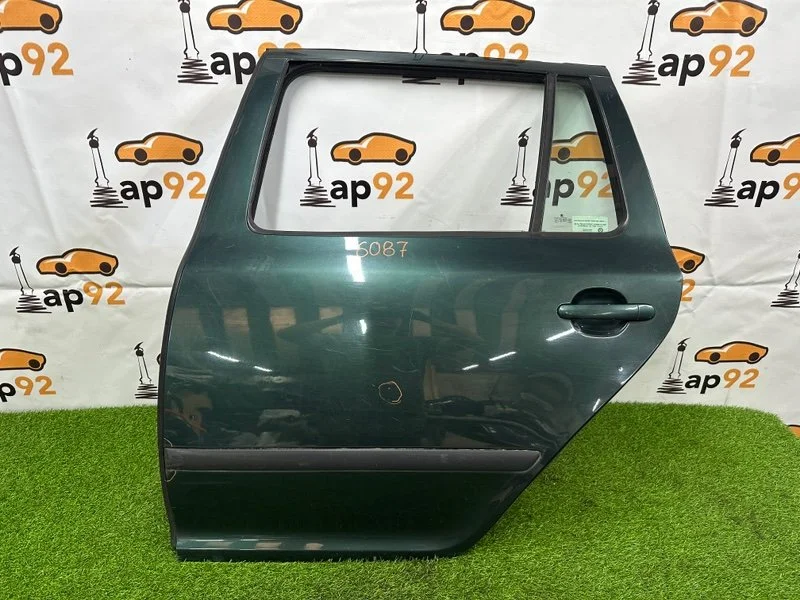 Дверь боковая задняя левая Skoda Octavia A5 BKD - миниатюра 2