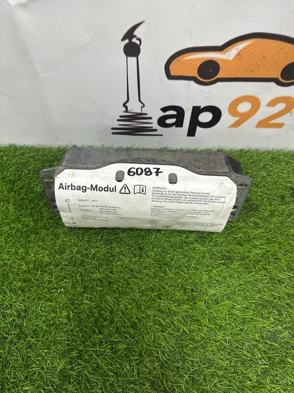 Подушка безопасности пассажира Skoda Octavia A5 - миниатюра 2