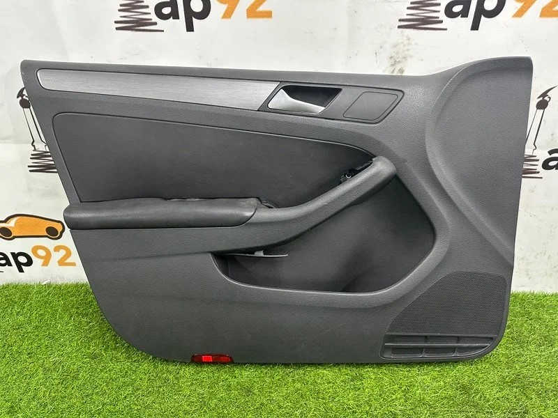 Накладка двери передняя левая Volkswagen Jetta MK - миниатюра 2