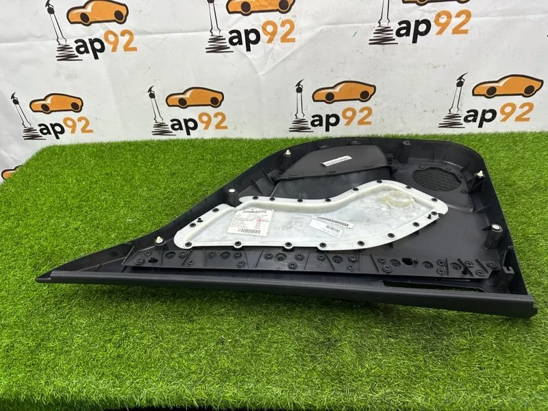 Накладка двери задняя левая Skoda Octavia RS A5 - миниатюра 8