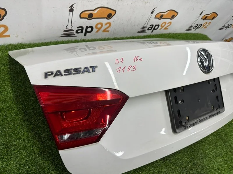 Крышка багажника Volkswagen Passat B7 CFFB 2014 - миниатюра 2