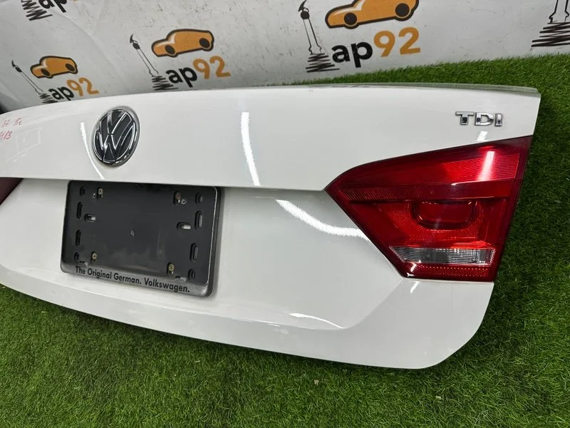 Крышка багажника Volkswagen Passat B7 CFFB 2014 - миниатюра 3