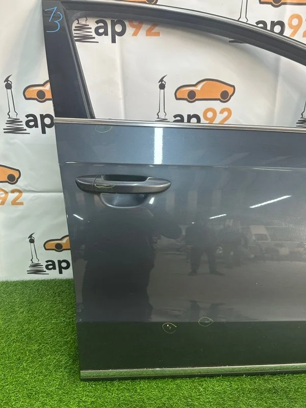 Дверь боковая передняя правая Volkswagen Passat B7 - миниатюра 3