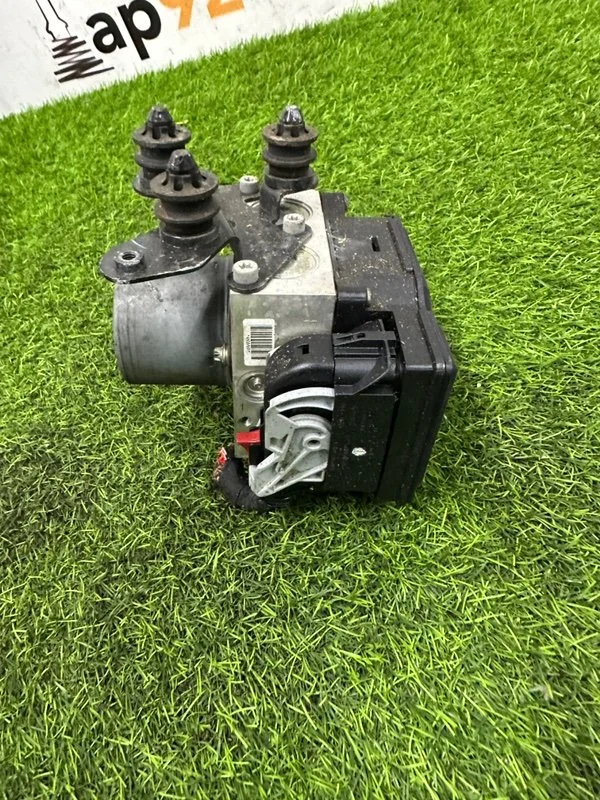 Блок ABS Volkswagen Passat B7 CAXA 2012 - миниатюра 7