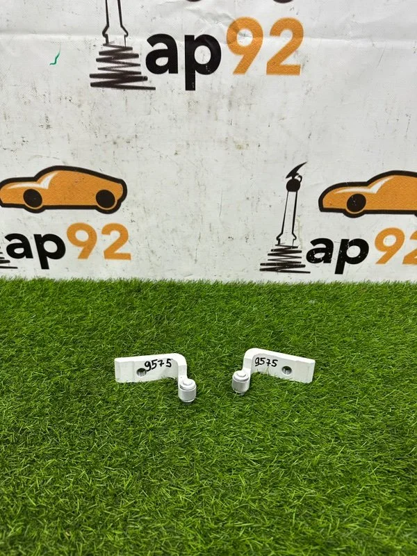 Петля двери BMW 1-series F20 N13B16A 2014 - миниатюра 5