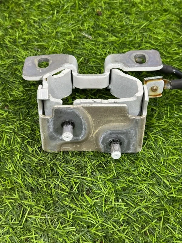 Петля крышки багажника BMW 1-series F20 N13B16A - миниатюра 6