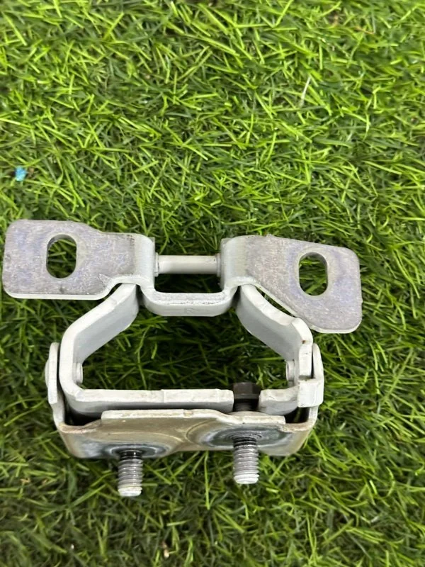 Петля крышки багажника BMW 1-series F20 N13B16A - миниатюра 8
