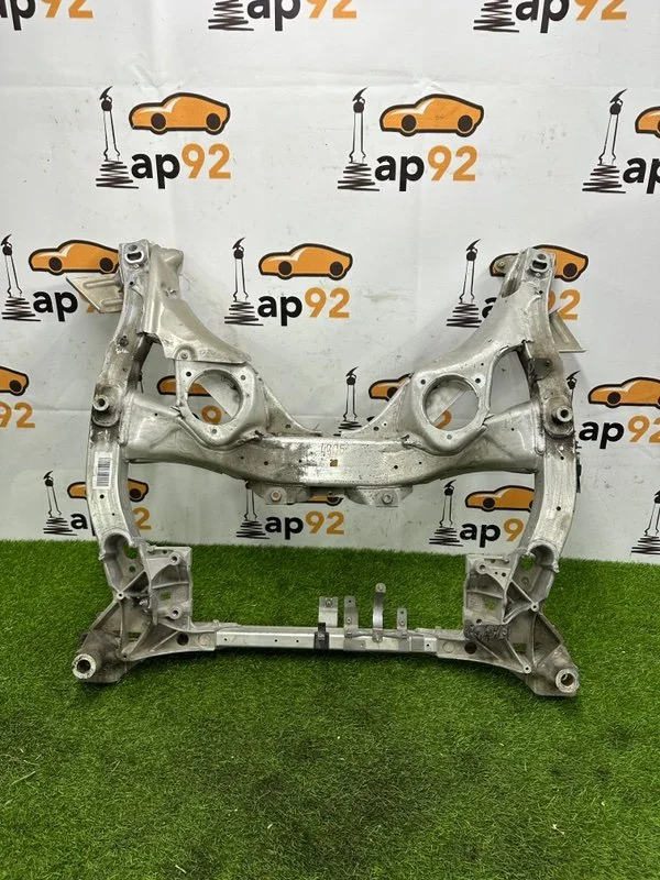 Балка подвески передняя BMW 5-series F10 N55B30A - миниатюра 4
