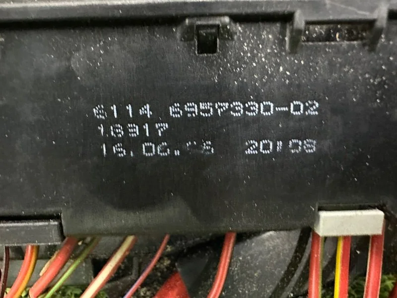 Блок предохранителей BMW 5-series E60 N52B25A 2006 - миниатюра 7