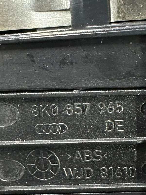 Пепельница Audi A4 8K CDHB 2010 - миниатюра 9