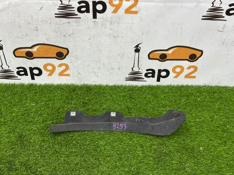 Брызговик передний правый Audi A4 8K CDNB 2014 - миниатюра 2