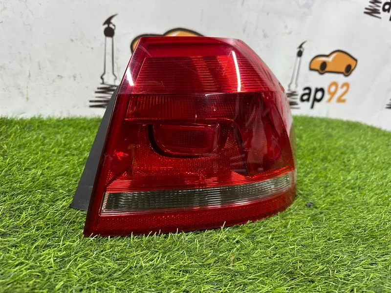 Стоп-сигнал правый Volkswagen Passat B7 CFFB 2014 - миниатюра 3