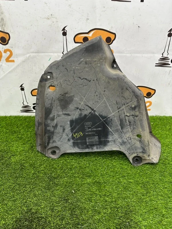 Облицовка днища задняя Audi A4 8K CDHB 2010 - миниатюра 2