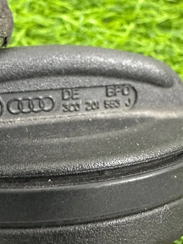 Крышка топливного насоса Audi A4 8K CDNB 2014 - миниатюра 5